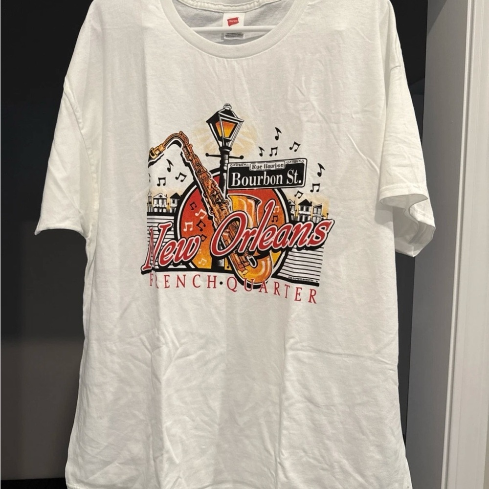 New Orleans XL White Bourbon St French Quarter Louisiana Vintage 90s